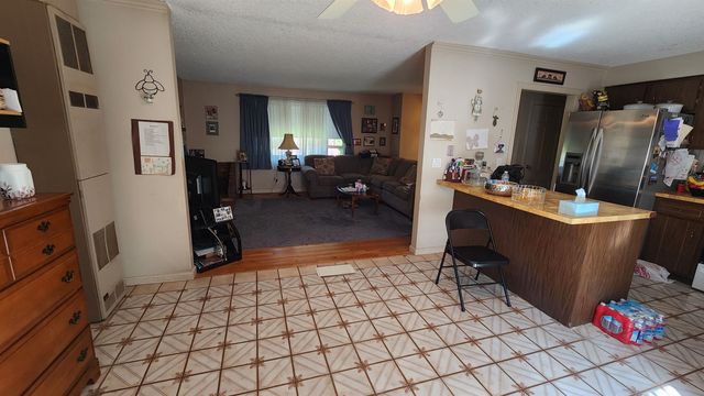 12 Southwood Drive, Londonderry, NH 03053