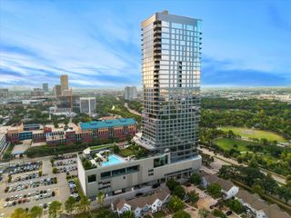 1711 Allen Parkway 1807, Houston, TX 77019