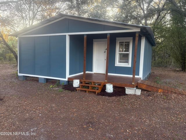 165 FULTON Road, Palatka, FL 32177