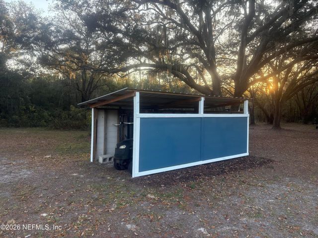 165 FULTON Road, Palatka, FL 32177