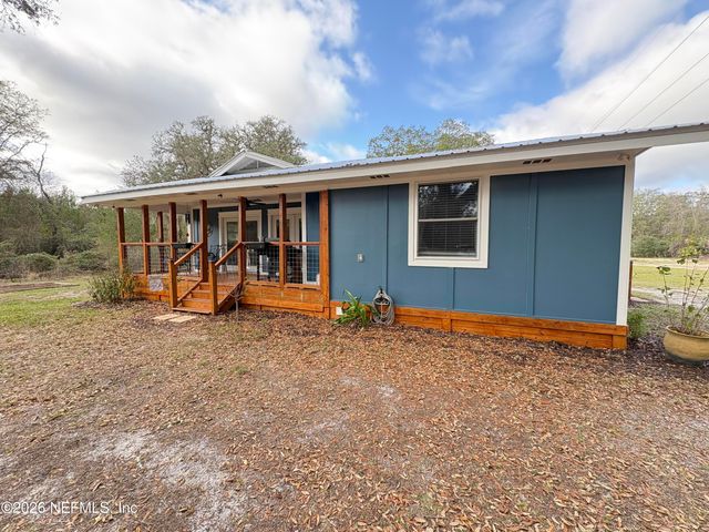 165 FULTON Road, Palatka, FL 32177