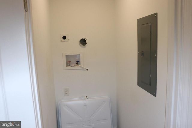 1710 LIGHT ST, Baltimore, MD 21230