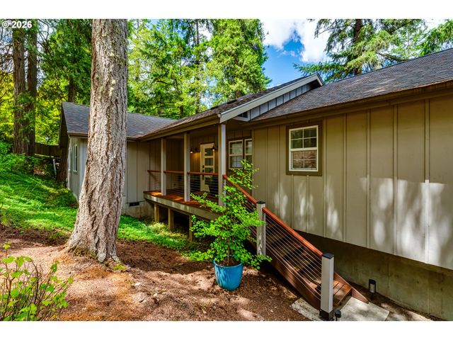 71 MARLBORO Ln, Eugene, OR 97405