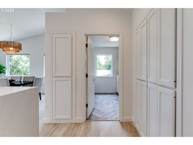 71 MARLBORO Ln, Eugene, OR 97405