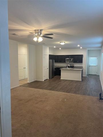 125 Peony LN, Jarrell, TX 76537