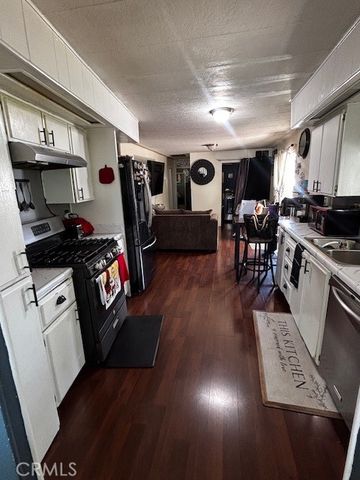 120 SIR DAMAS DR, Riverside, CA 92507