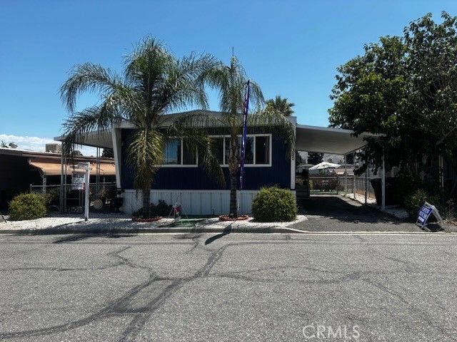 120 SIR DAMAS DR, Riverside, CA 92507