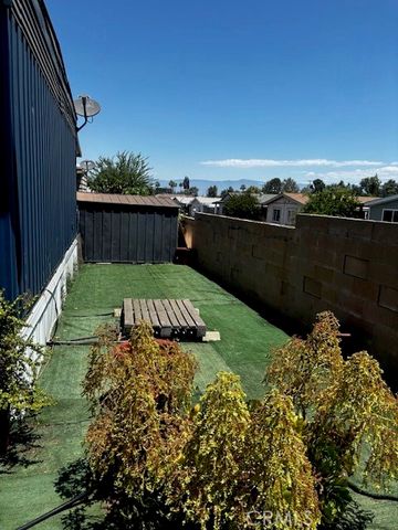 120 SIR DAMAS DR, Riverside, CA 92507