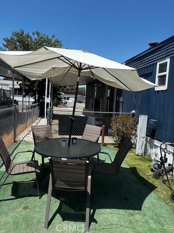 120 SIR DAMAS DR, Riverside, CA 92507
