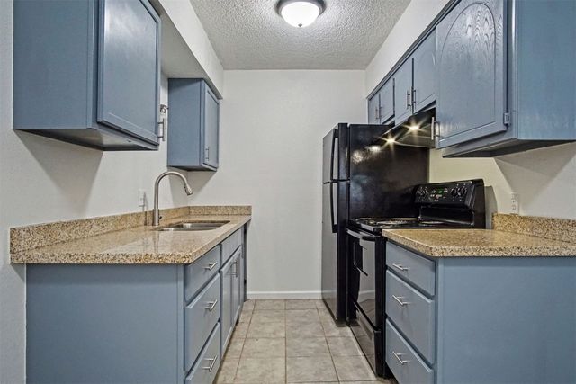 6220 S Douglas Avenue, Oklahoma City, OK 73139