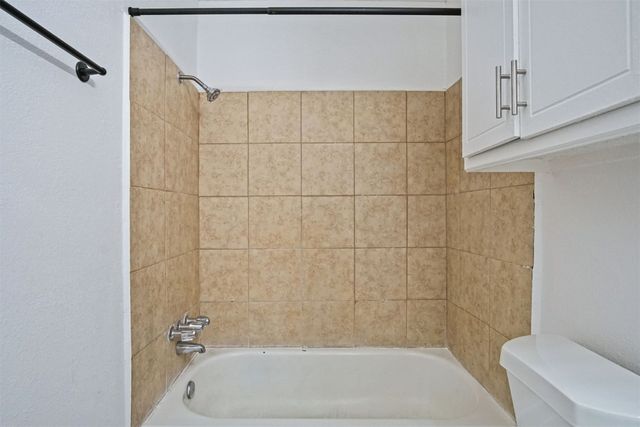 6220 S Douglas Avenue, Oklahoma City, OK 73139