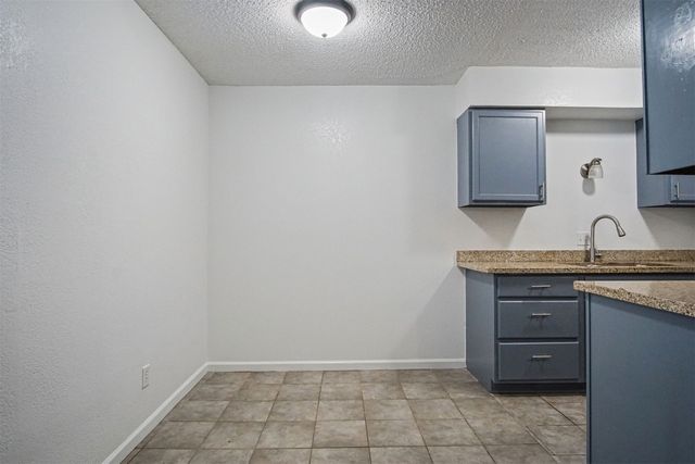 6220 S Douglas Avenue, Oklahoma City, OK 73139