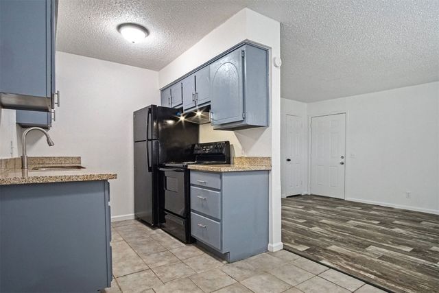 6220 S Douglas Avenue, Oklahoma City, OK 73139