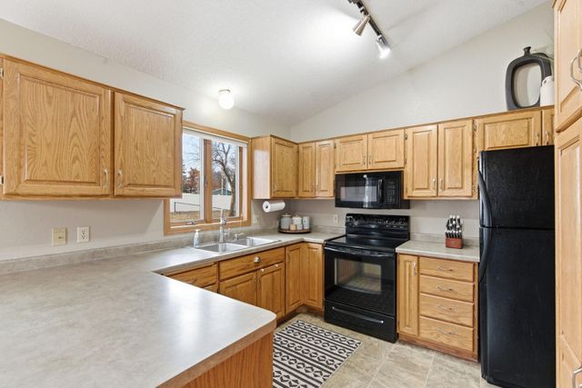 1837 Red River Trail, Saint Cloud, MN 56301