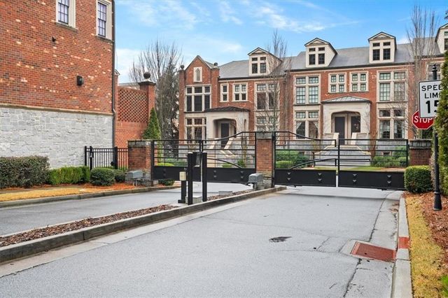 2916 Hermance NE Drive, Atlanta, GA 30319