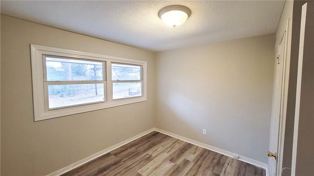 755 Fallview Drive, Forest Park, GA 30297