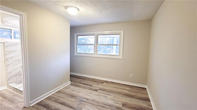 755 Fallview Drive, Forest Park, GA 30297