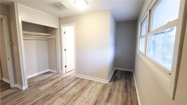 755 Fallview Drive, Forest Park, GA 30297