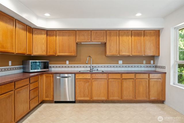305 Blueberry Hill Road, Port Ludlow, WA 98365
