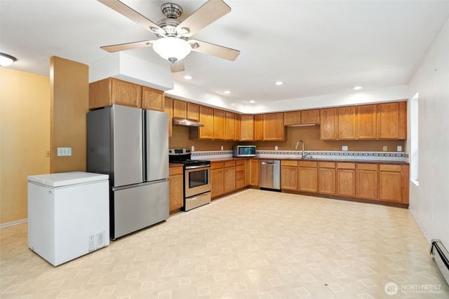 305 Blueberry Hill Road, Port Ludlow, WA 98365