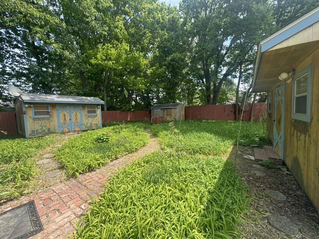 1729 Brewer Drive, Lexington, KY 40505