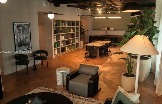 121 NE 5th St 2102, Miami, FL 33132