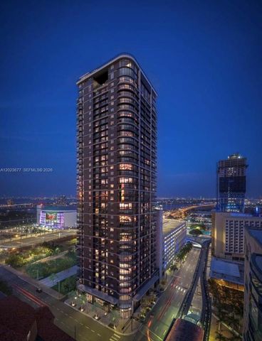 121 NE 5th St 2102, Miami, FL 33132