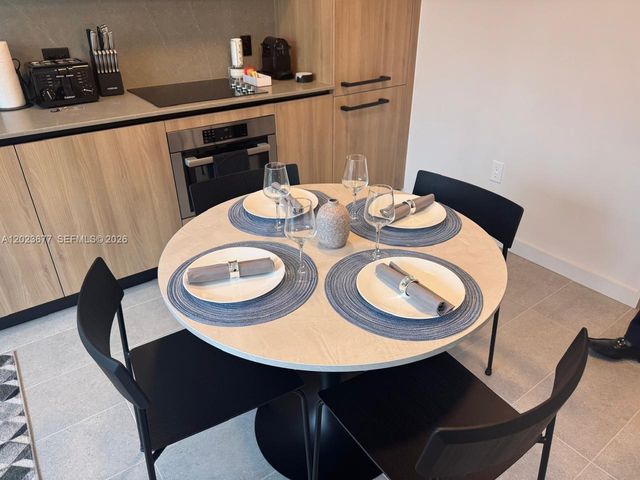 121 NE 5th St 2102, Miami, FL 33132