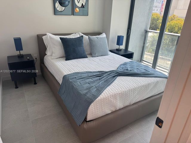 121 NE 5th St 2102, Miami, FL 33132