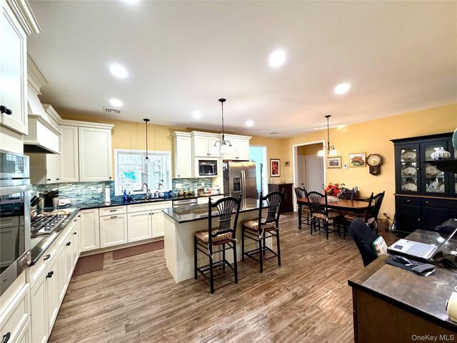 155 Willow Tree Road, Milton, NY 12547
