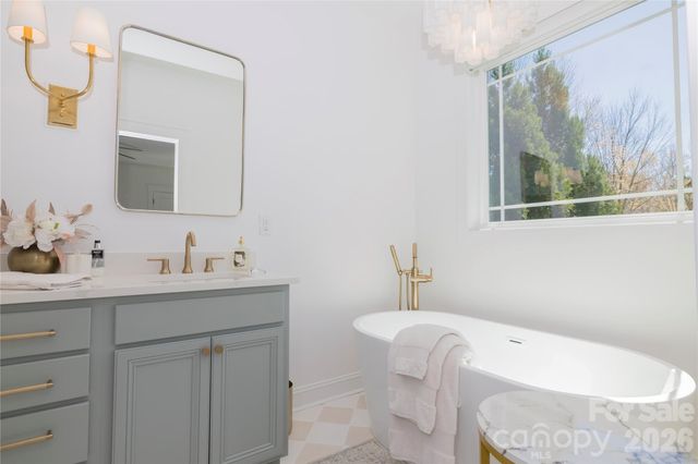 18003 Northport Drive, Cornelius, NC 28031