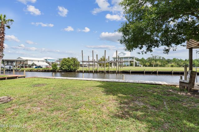 4058 Devon Street, Bay Saint Louis, MS 39520