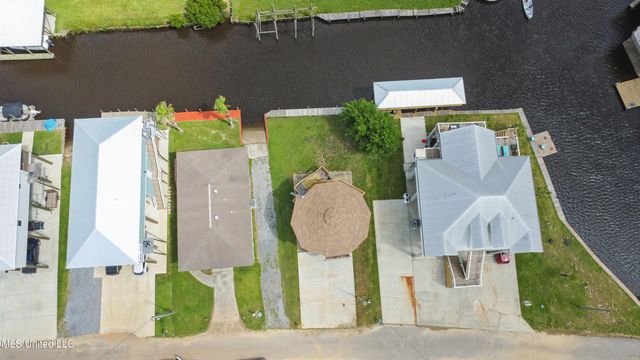 4058 Devon Street, Bay Saint Louis, MS 39520