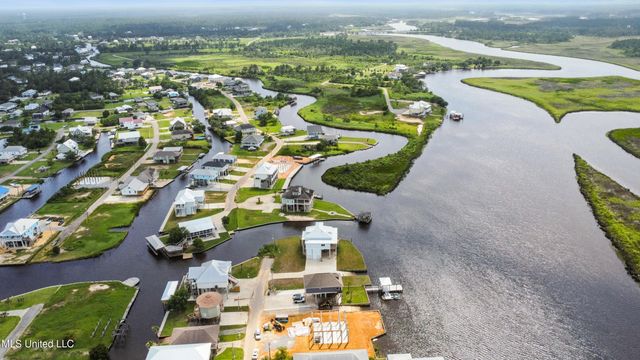 4058 Devon Street, Bay Saint Louis, MS 39520