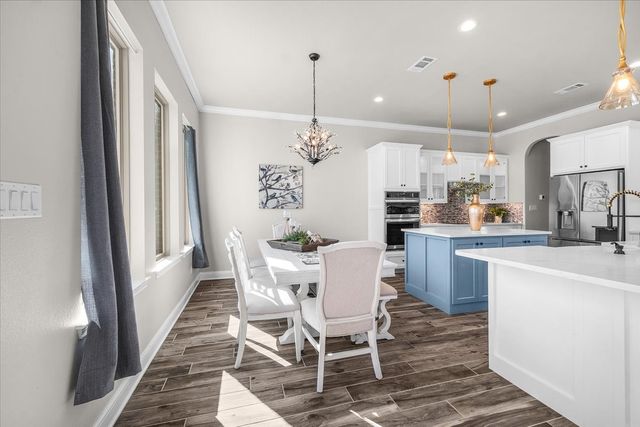 101 Hearthstone Court, Weatherford, TX 76087