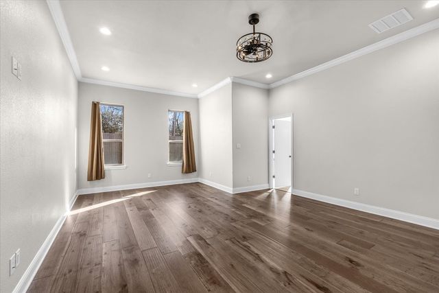 101 Hearthstone Court, Weatherford, TX 76087