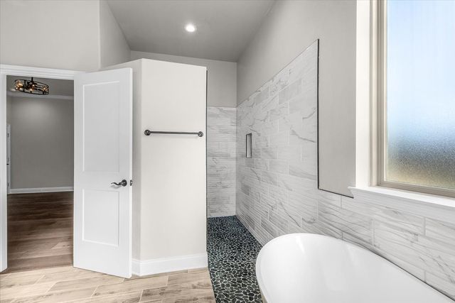 101 Hearthstone Court, Weatherford, TX 76087