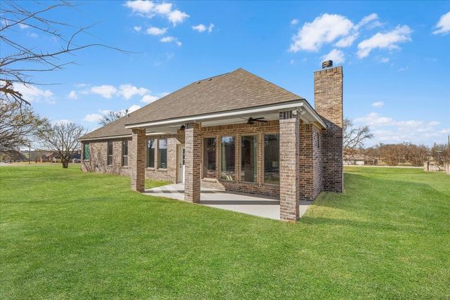 101 Hearthstone Court, Weatherford, TX 76087