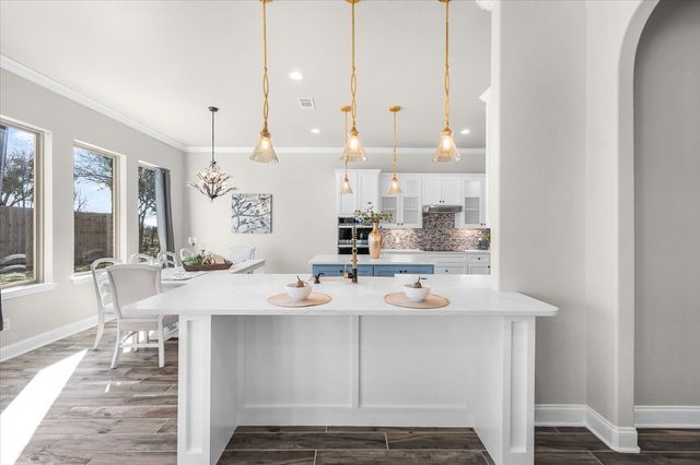 101 Hearthstone Court, Weatherford, TX 76087