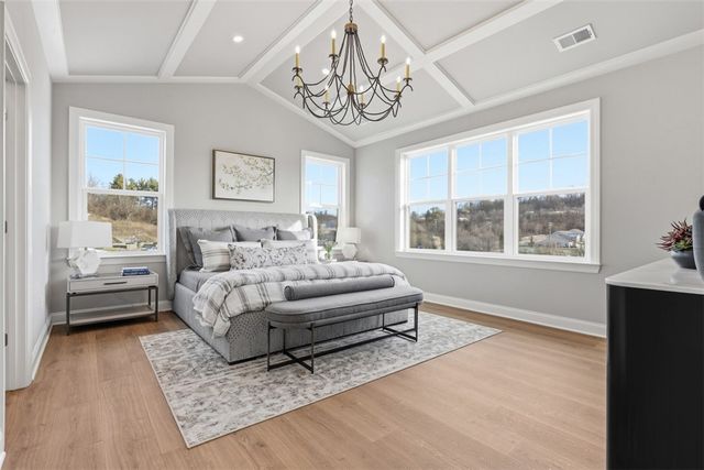 5002 Parkside Drive, Collier Twp, PA 15071