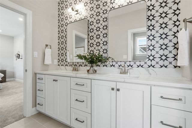 5002 Parkside Drive, Collier Twp, PA 15071