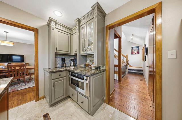 487 Beachside Drive, Westerville, OH 43081