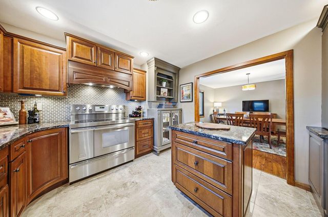 487 Beachside Drive, Westerville, OH 43081