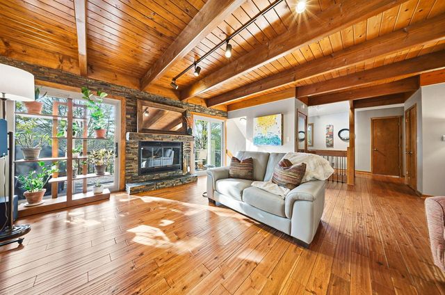 487 Beachside Drive, Westerville, OH 43081