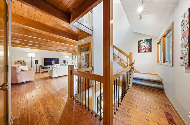 487 Beachside Drive, Westerville, OH 43081