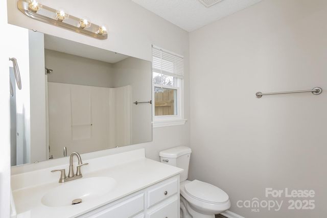 5506 Carronbridge Lane, Charlotte, NC 28216