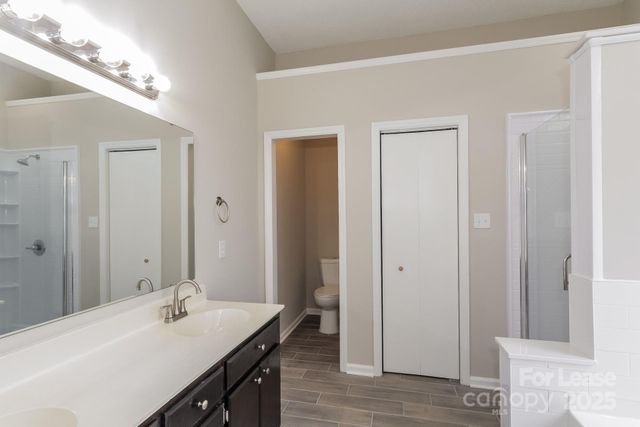 5506 Carronbridge Lane, Charlotte, NC 28216