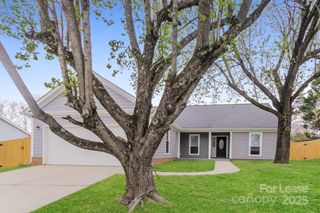 5506 Carronbridge Lane, Charlotte, NC 28216