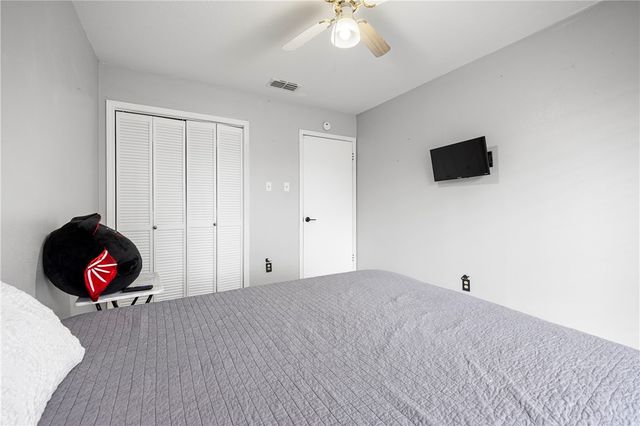 4649 Spring Fork Dr, Corpus Christi, TX 78413