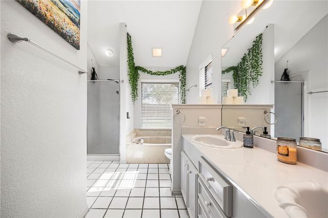 4649 Spring Fork Dr, Corpus Christi, TX 78413